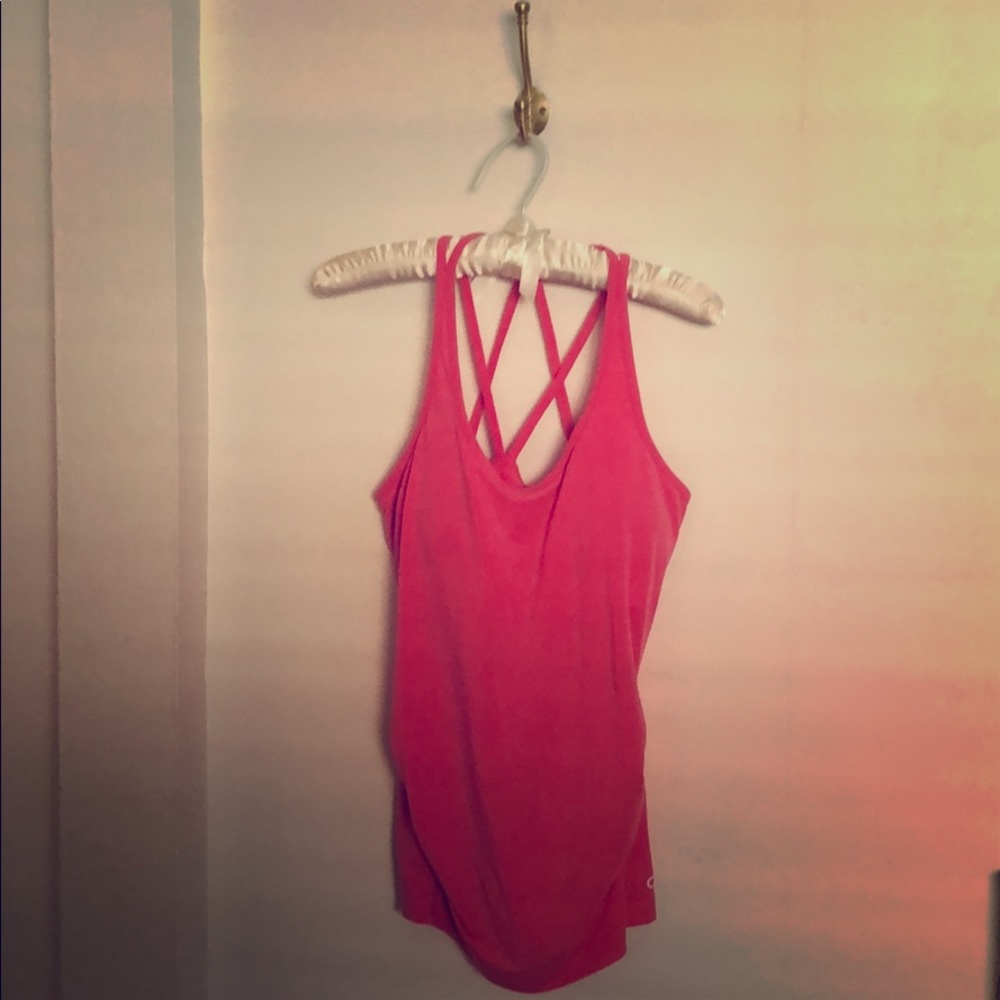 GapFit Maternity Coral tank top